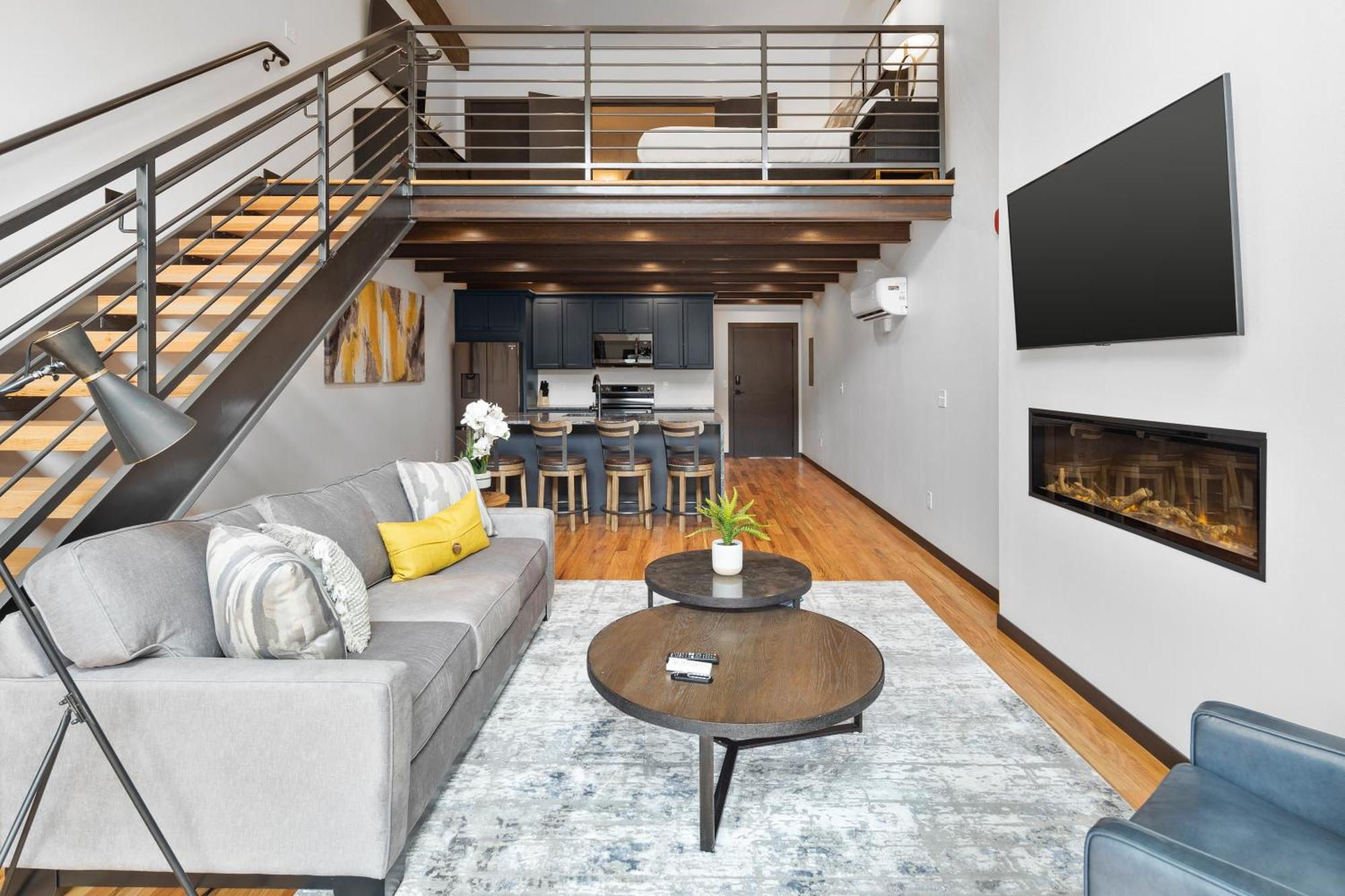 Apartament Mcgregor & Main - Luxury Lofts Hill City Zewnętrze zdjęcie
