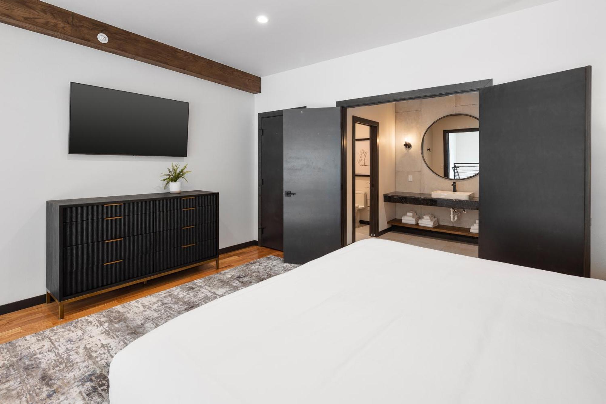 Apartament Mcgregor & Main - Luxury Lofts Hill City Zewnętrze zdjęcie